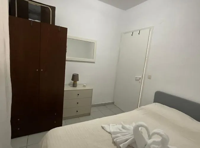 Apartament Mimi's Polychrono