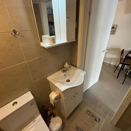 Mimi's アパート ポリフロノ